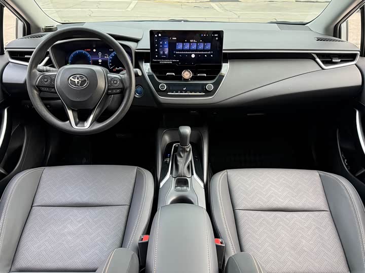 Toyota Levin 2024 2024款 智能电混双擎 1.8L 运动版