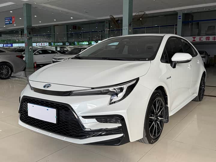 Toyota Levin 2024 2024款 智能电混双擎 1.8L 运动版