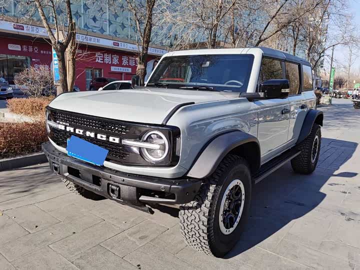 Ford Bronco 2024 2024款 2.3T 荒地