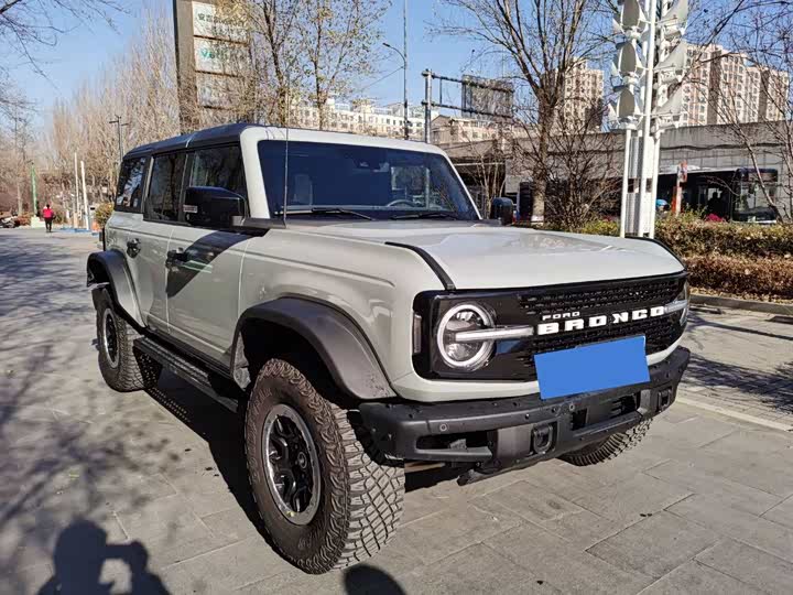Ford Bronco 2024 2024款 2.3T 荒地
