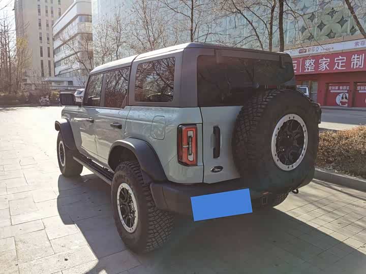 Ford Bronco 2024 2024款 2.3T 荒地