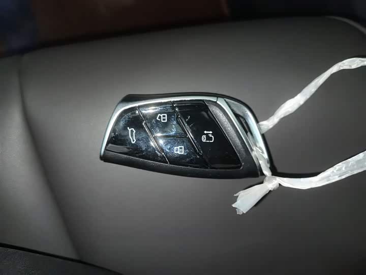 Maxus G70 2024 2024款 2.0T 自动奢享版 7座