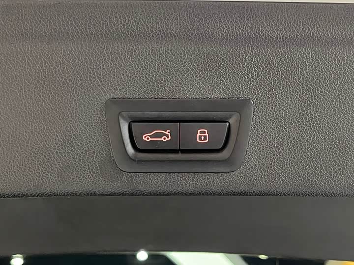 BMW X6 2023 2023款 xDrive30i M运动套装