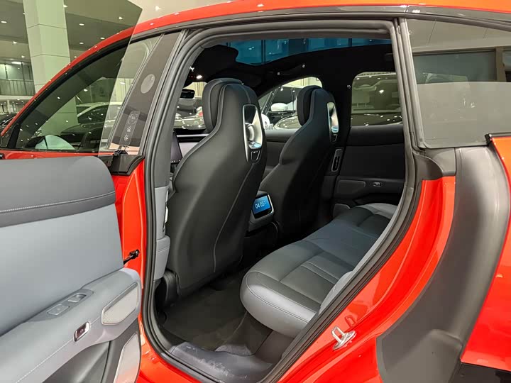 Xiaomi YU7 2025 2025款 超长续航高性能四驱Max版