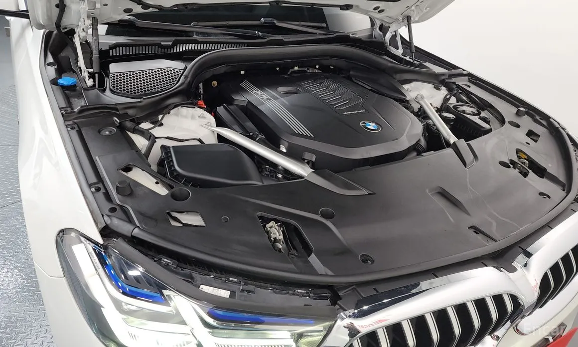 BMW Gran Turismo 2017 630i xDrive M Sport