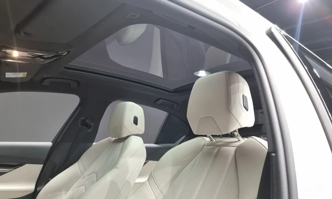 BMW 5 Series 2023 520i M Sport