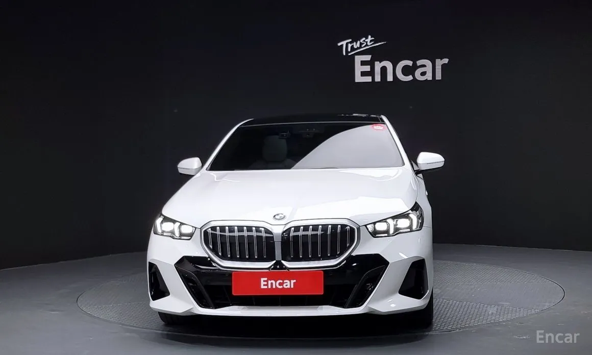 BMW 5 Series 2023 520i M Sport