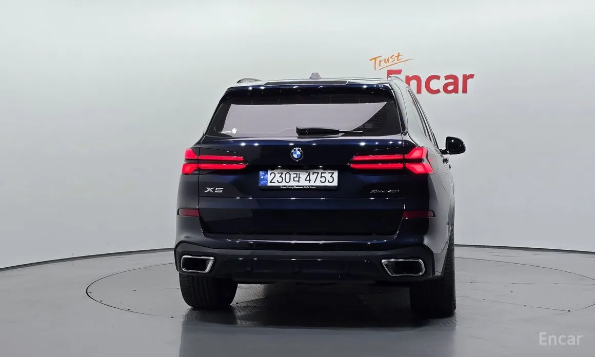 BMW X5 2019 xDrive 40i M Sport