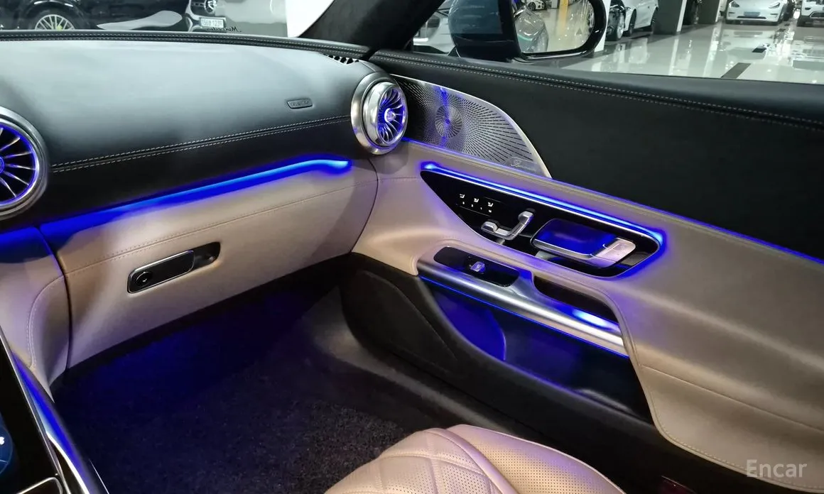 Mercedes-Benz SL-Class 2023 AMG SL63 4MATIC+ Manufaktur