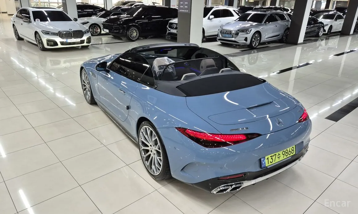 Mercedes-Benz SL-Class 2023 AMG SL63 4MATIC+ Manufaktur