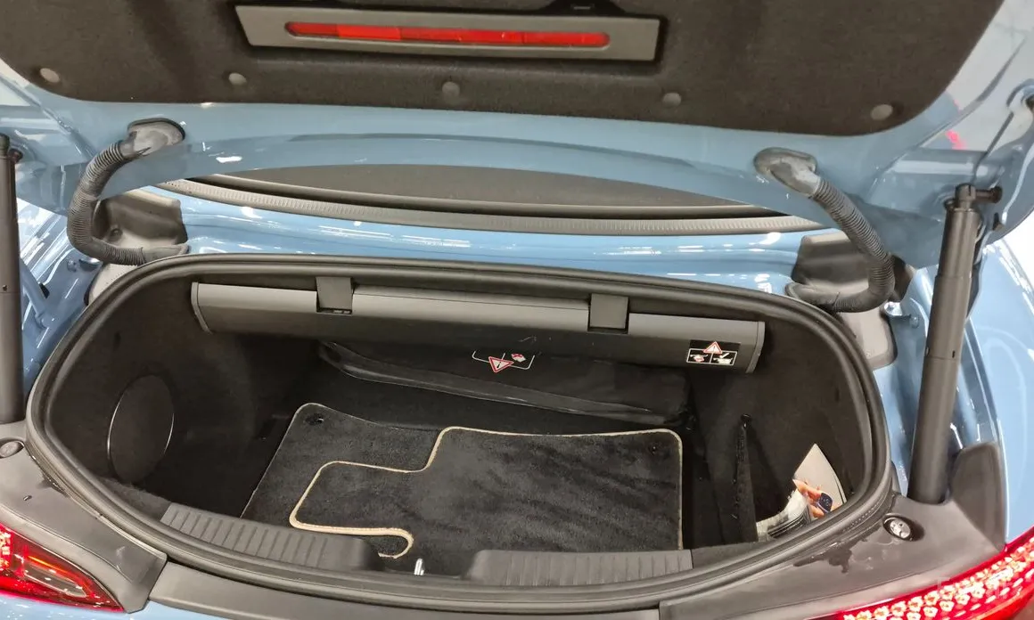 Mercedes-Benz SL-Class 2023 AMG SL63 4MATIC+ Manufaktur