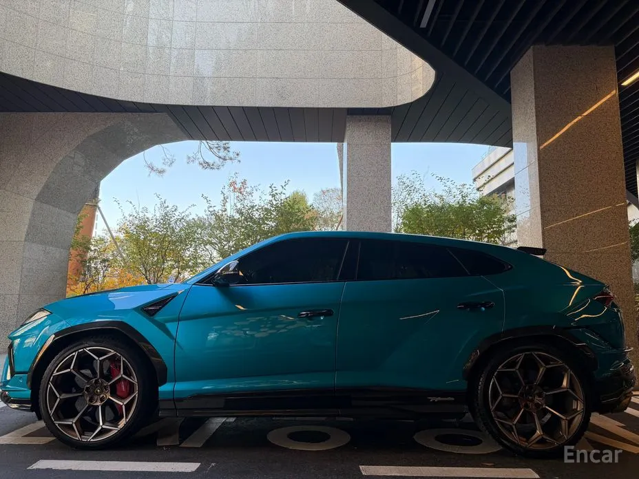 Lamborghini Urus 2018 4.0 V8 Performante