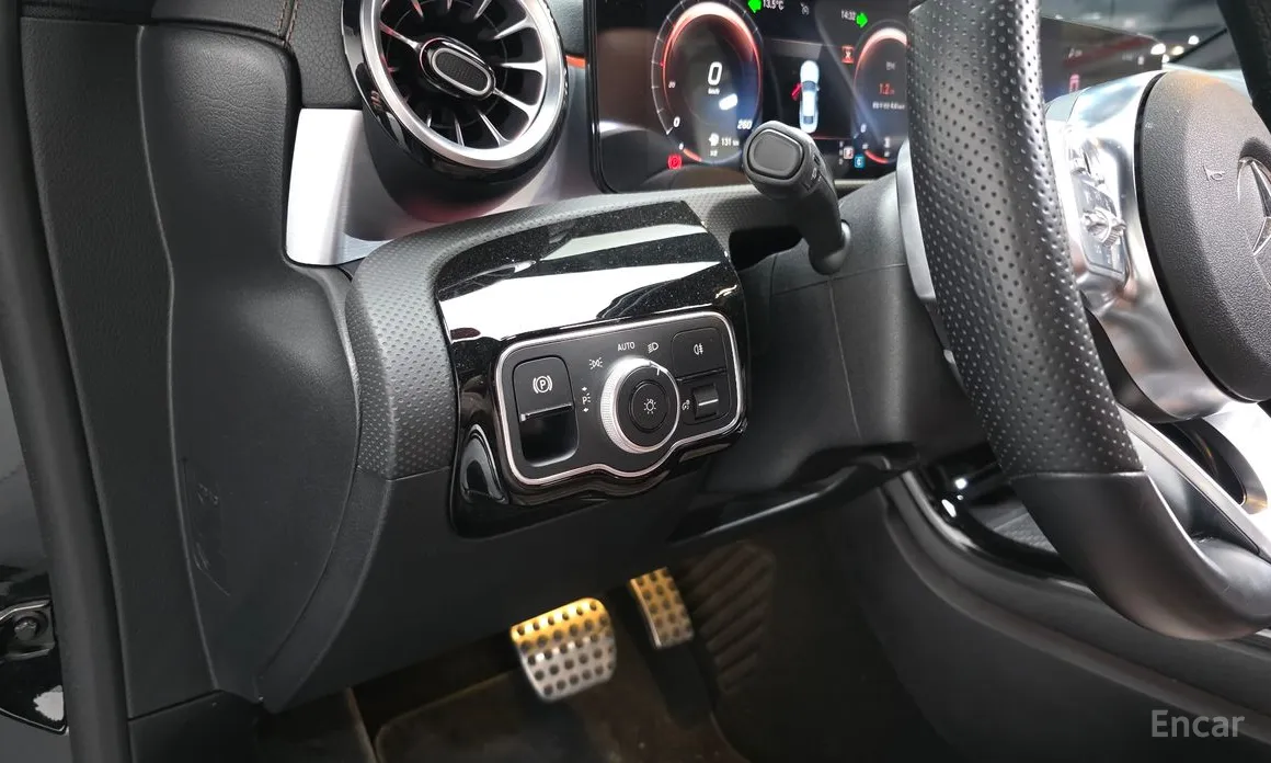 Mercedes-Benz CLA-Class 2020 CLA250 4MATIC