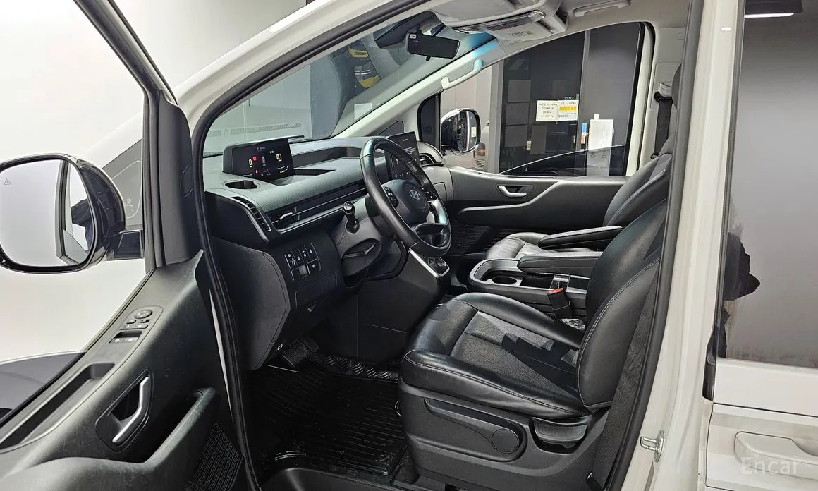 Hyundai Staria 2021 Cargo 5-Seater