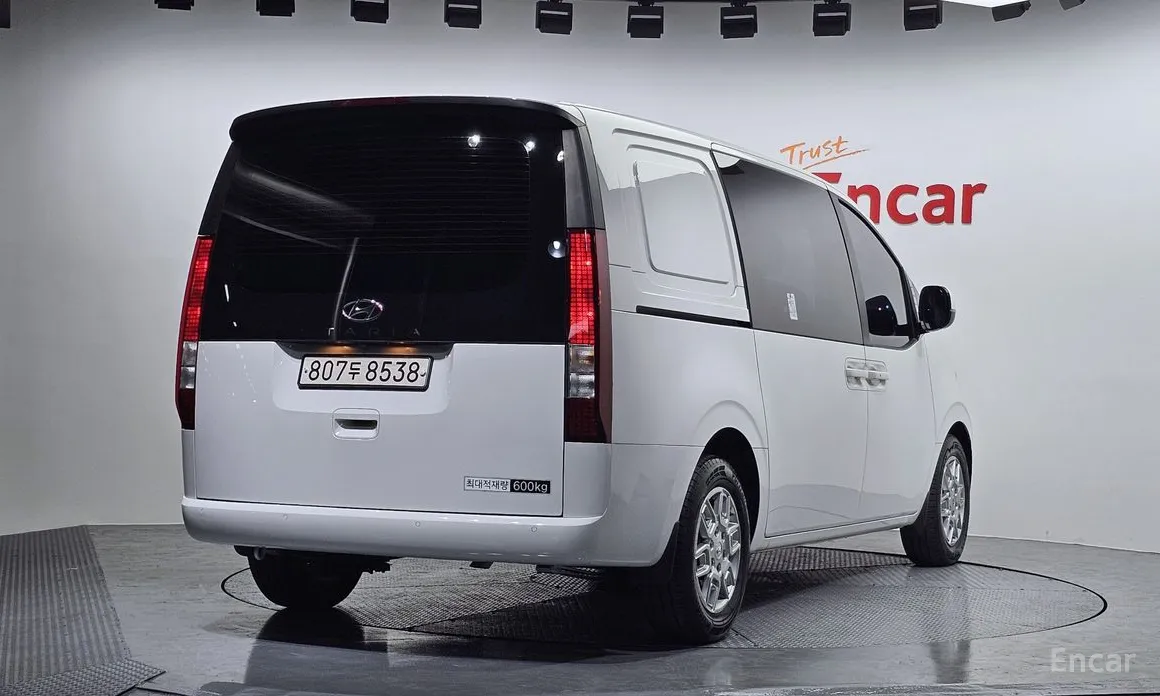 Hyundai Staria 2021 Cargo 5-Seater
