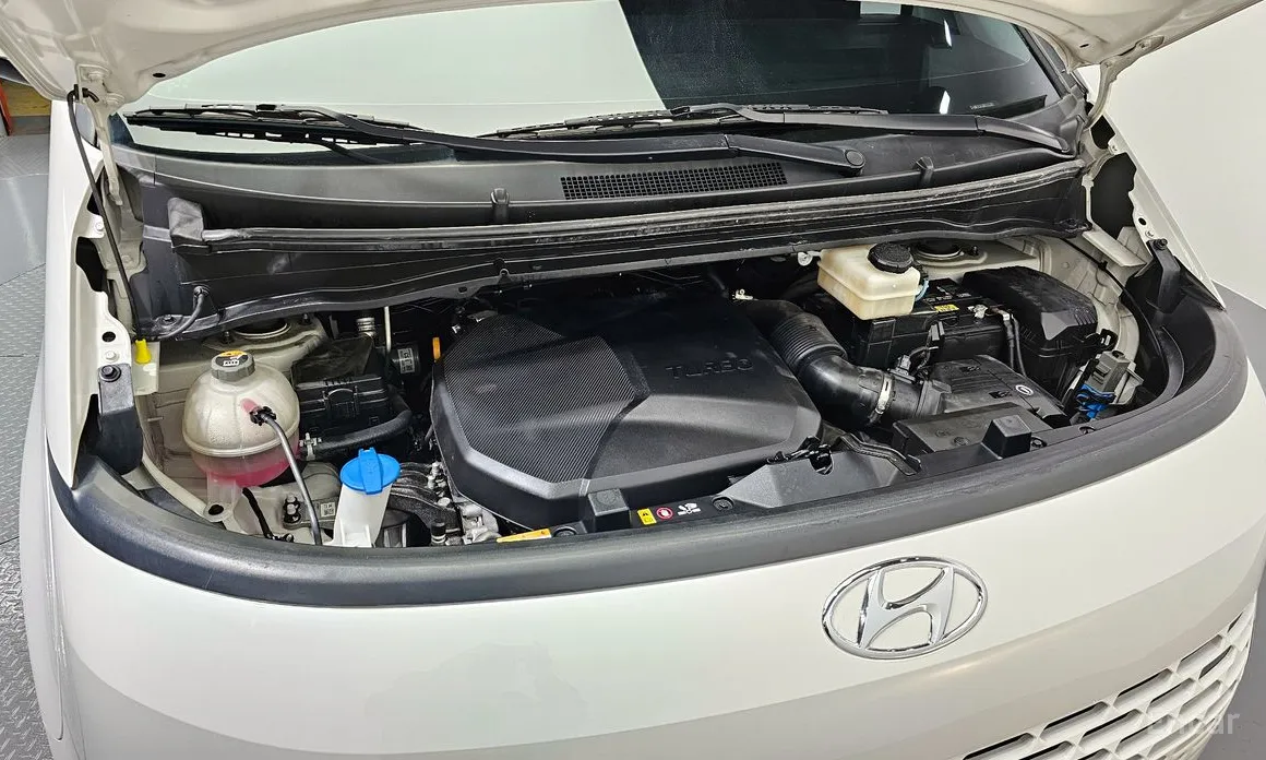 Hyundai Staria 2021 Cargo 5-Seater