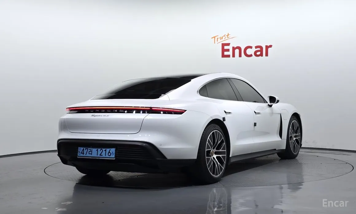 Porsche Taycan 2020 4S