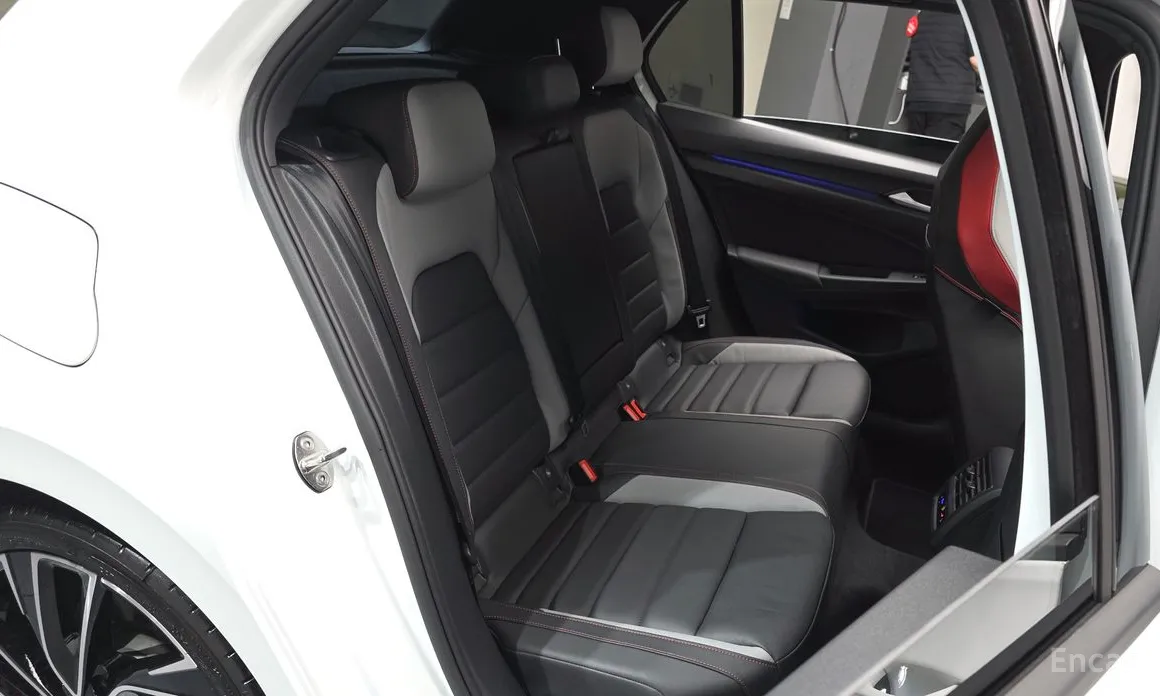 Volkswagen Golf 2022 2.0 GTI