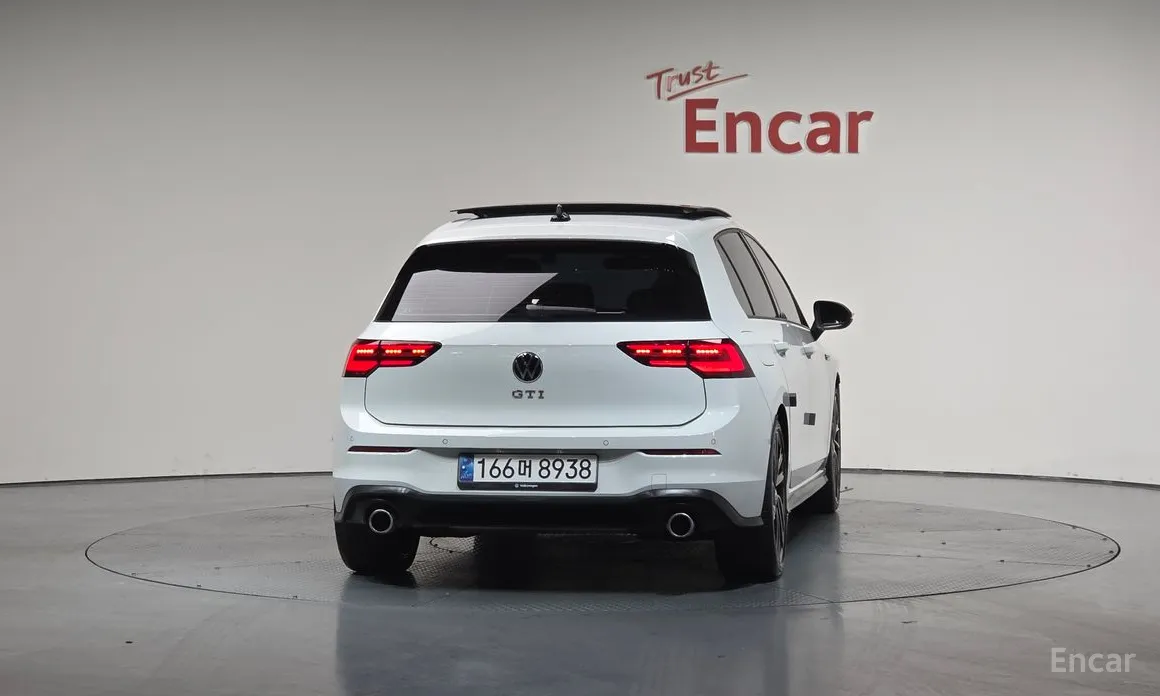 Volkswagen Golf 2022 2.0 GTI