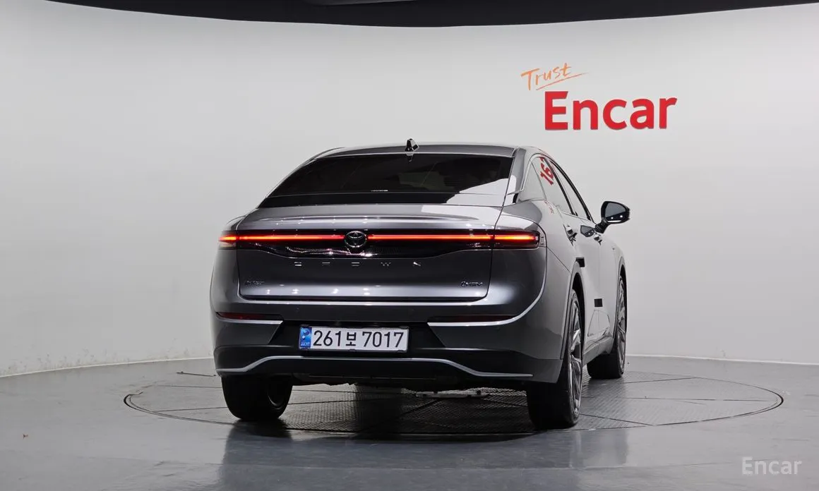 Toyota Crown 2023 2.5 4WD Hybrid