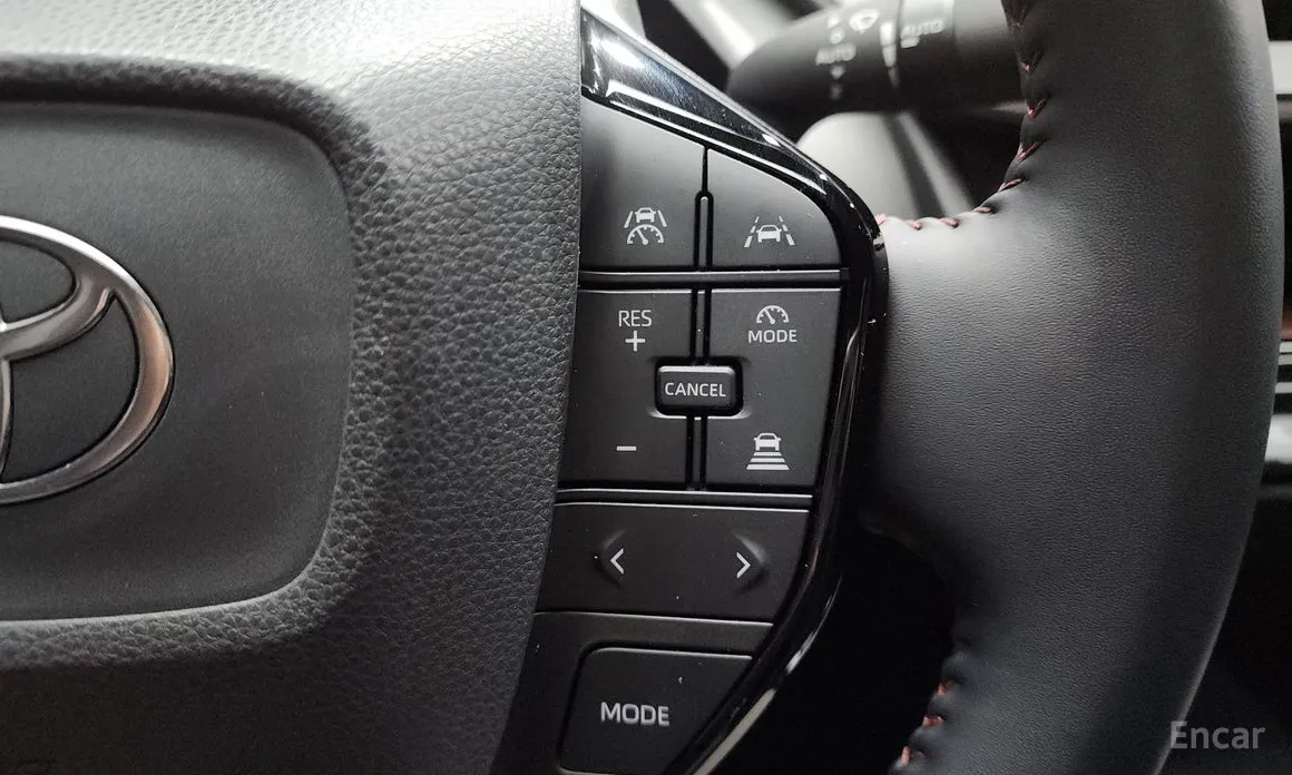 Toyota Prius 2023 2.0 PHEV SE