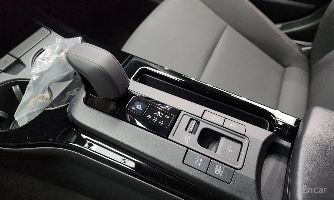 Toyota Prius 2023 2.0 PHEV SE