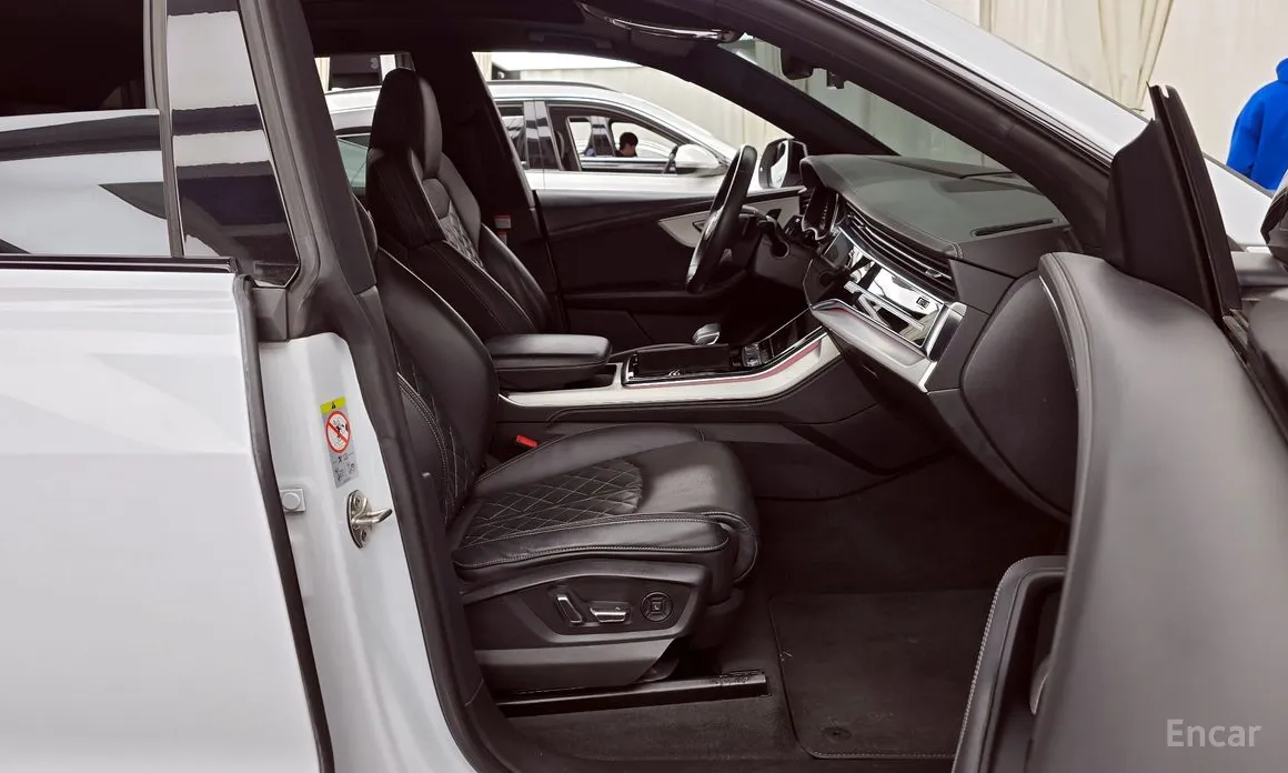 Audi Q8 2018 55 TFSI Quattro Premium