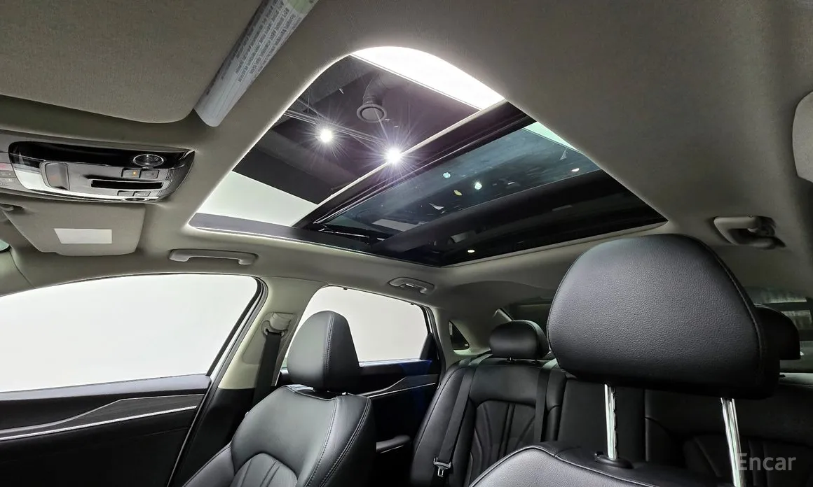 Kia K5 2023 Signature