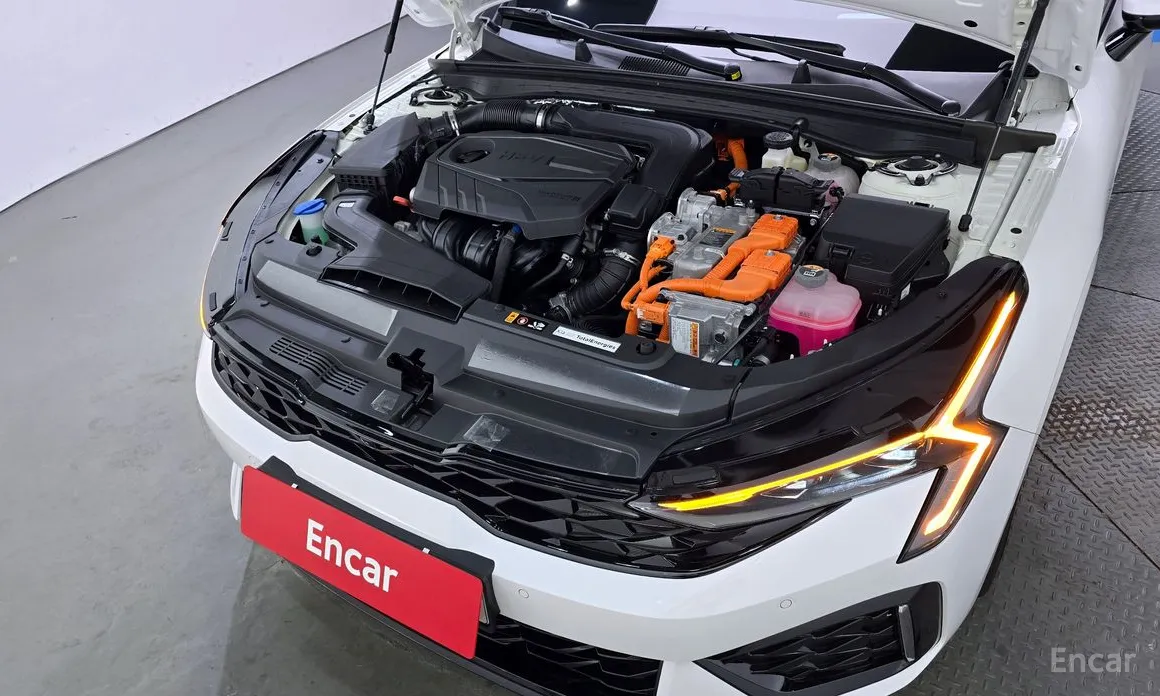 Kia K5 2023 Signature