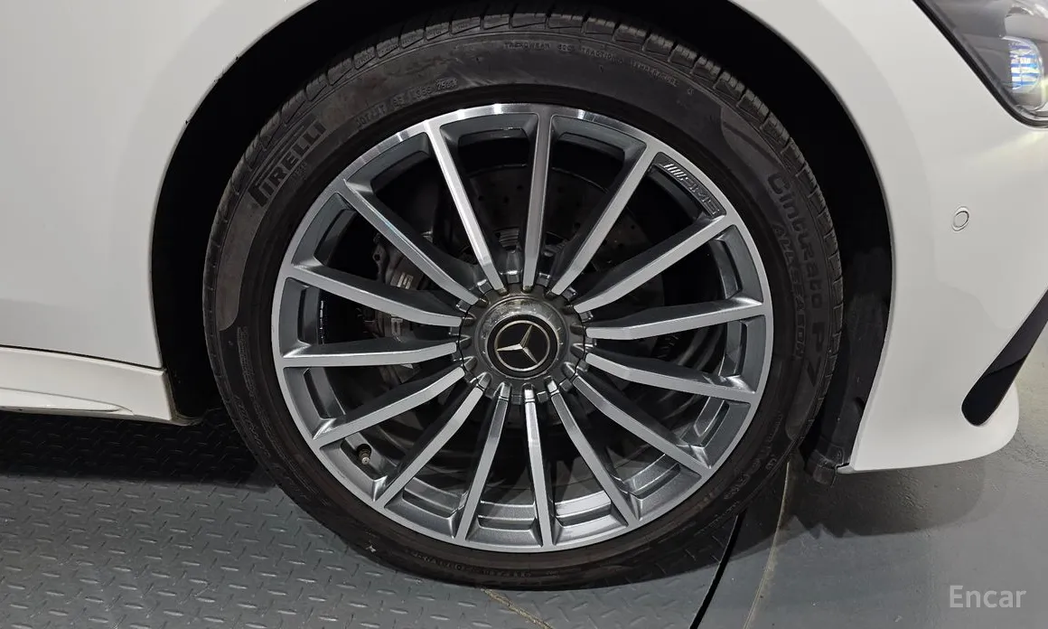 2014 Mercedes-Benz AMG GT