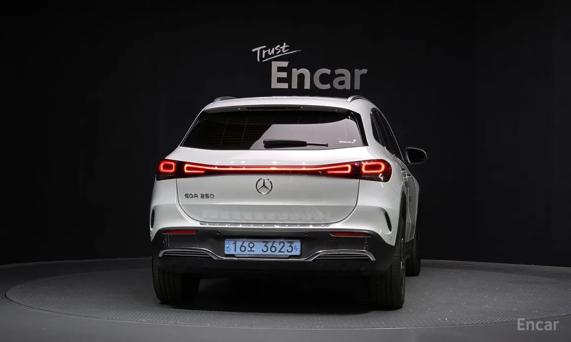 Mercedes-Benz EQA 2021 EQA250 AMG Package Plus