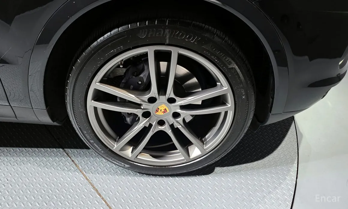 Porsche Cayenne 2019 3.0 PLATINUM EDITION