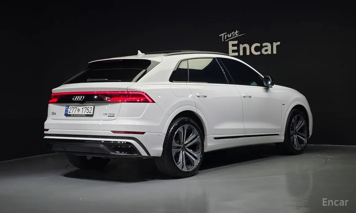 Audi Q8 2018 55 TFSI Quattro Premium