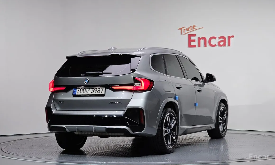 BMW X1 2023 xDrive 20i M Sport