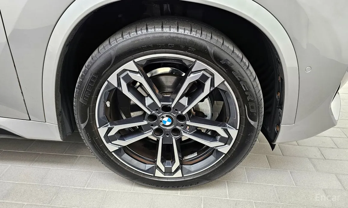 BMW X1 2023 xDrive 20i M Sport