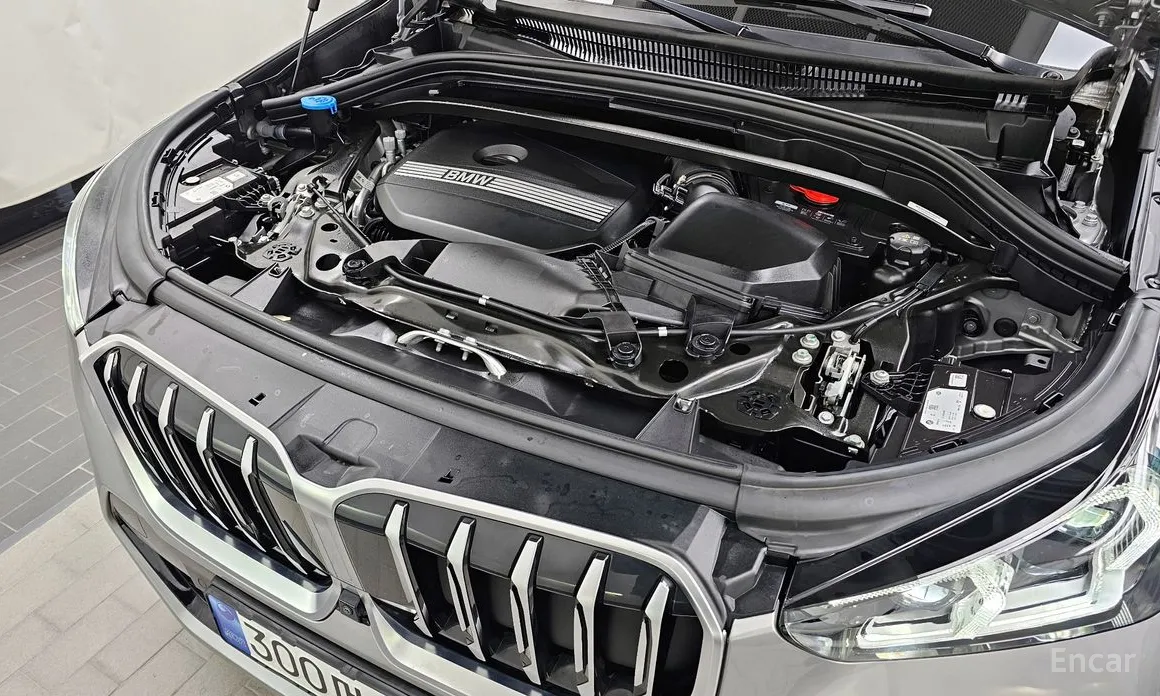 BMW X1 2023 xDrive 20i M Sport