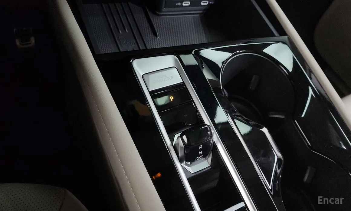 Volkswagen Atlas 2017 2.0 TSI R-LINE 7-Seater