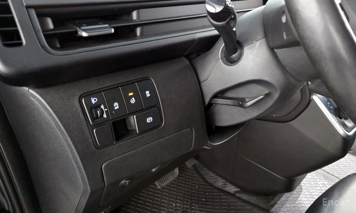 Hyundai Staria 2021 Tourer 11-Seater