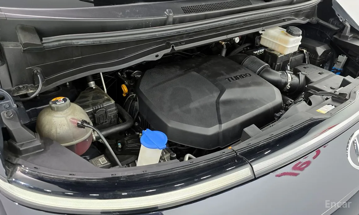 Hyundai Staria 2021 Tourer 11-Seater