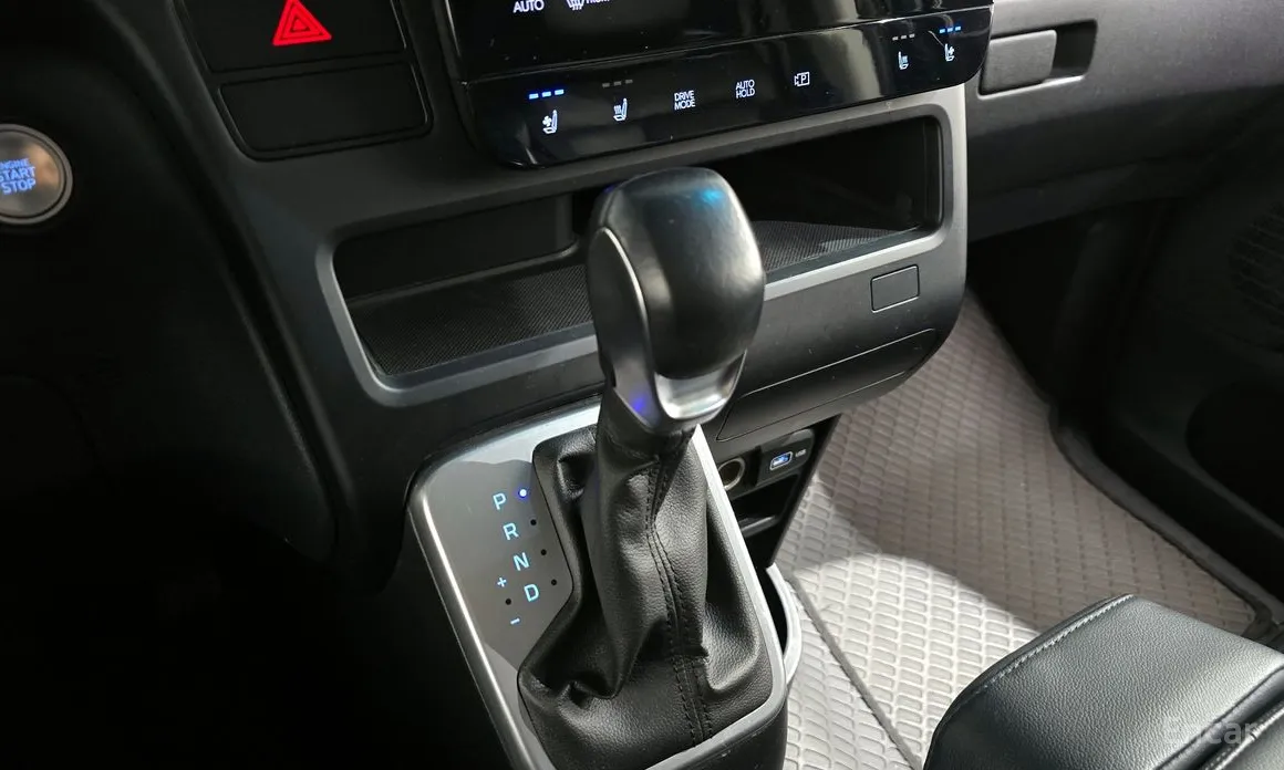 Hyundai Staria 2021 Tourer 11-Seater