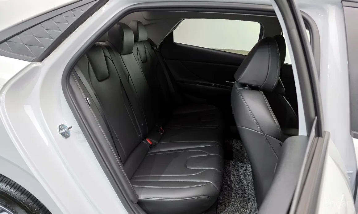 Hyundai Avante 2023 1.6