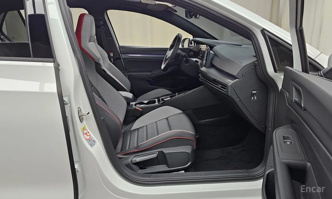 Volkswagen Golf 2022 2.0 GTI