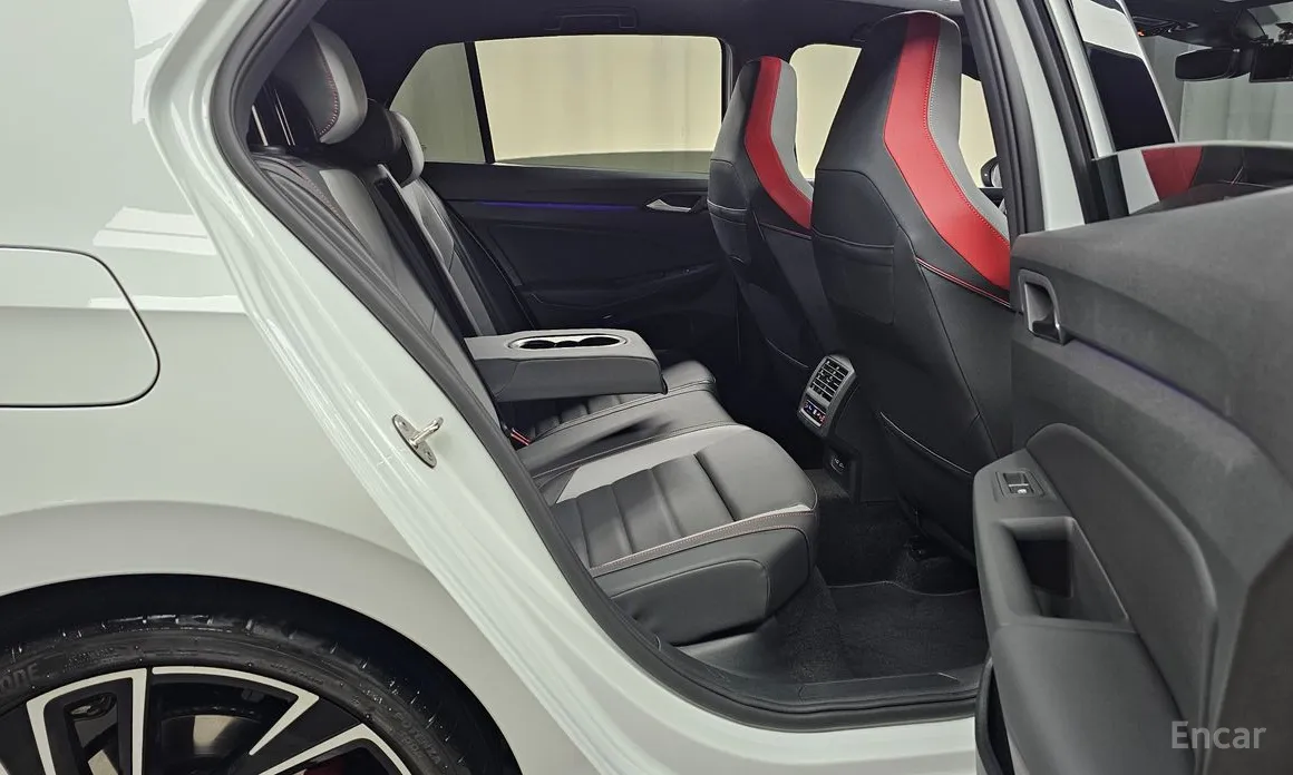 Volkswagen Golf 2022 2.0 GTI