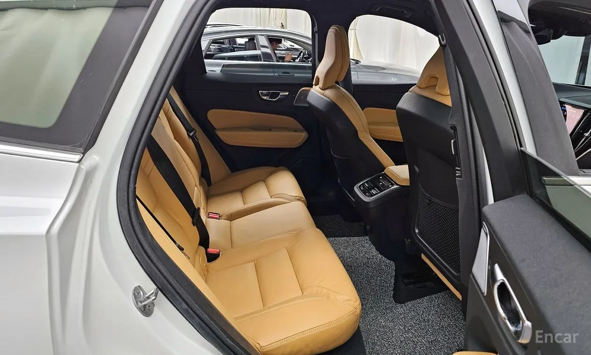 Volvo XC60 2017 B5 Ultimate Bright