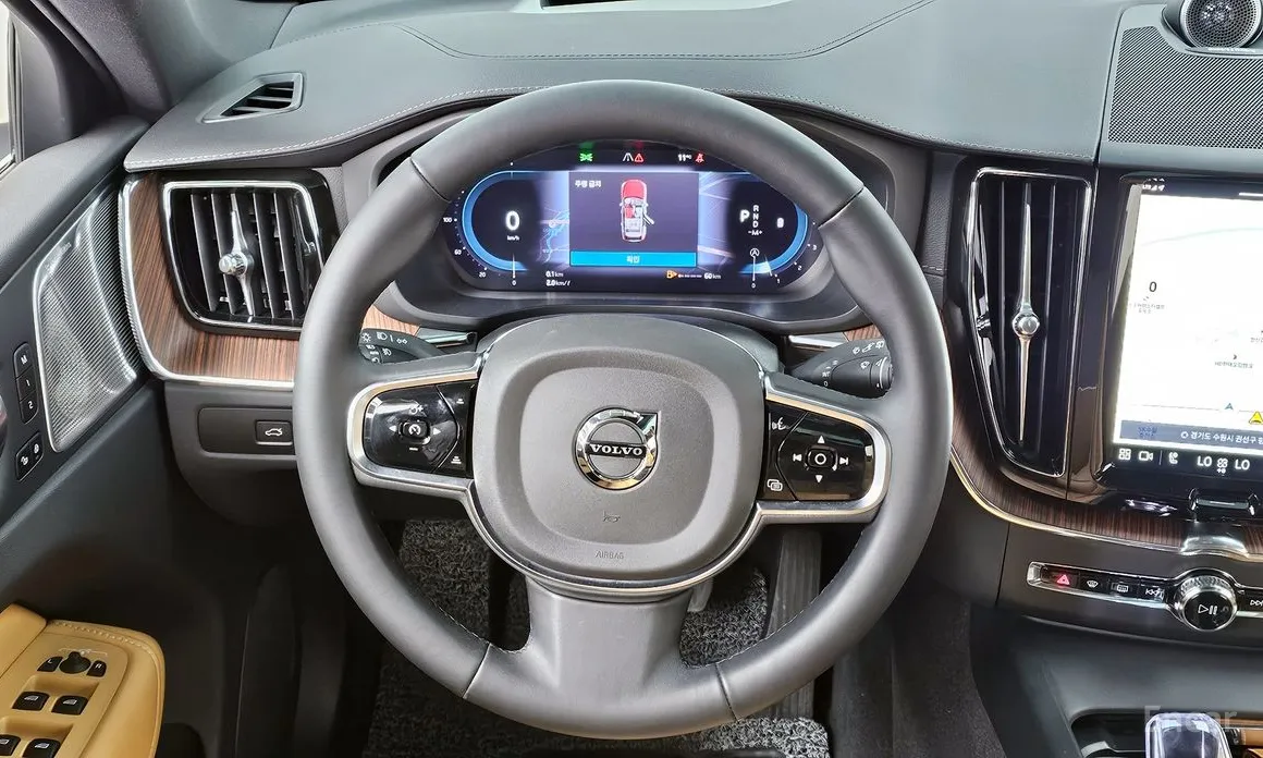 Volvo XC60 2017 B5 Ultimate Bright