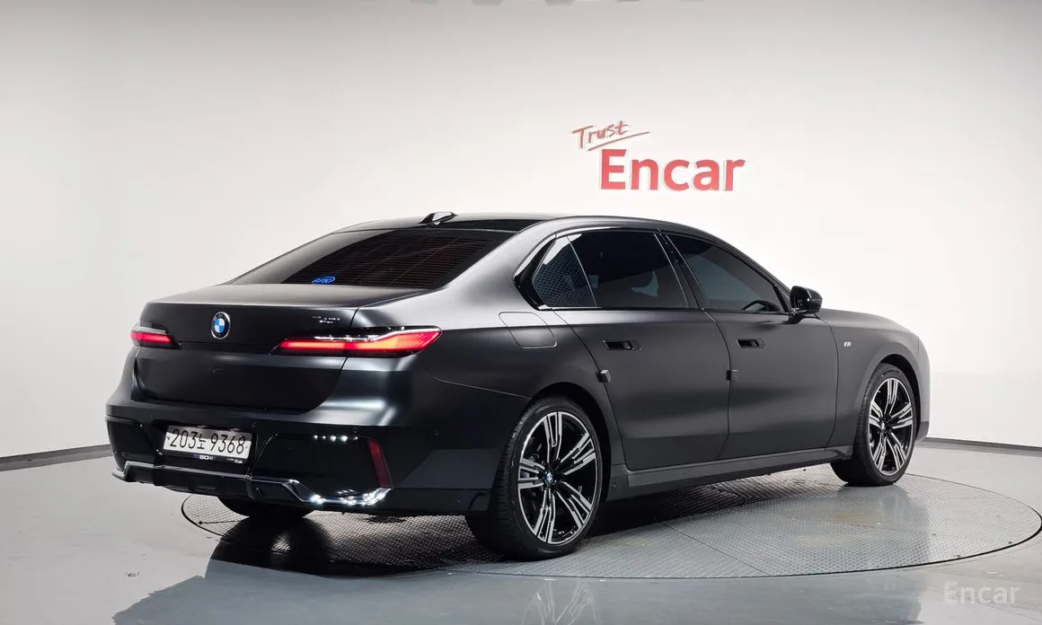 BMW 7 Series 2022 740i sDrive M Sport