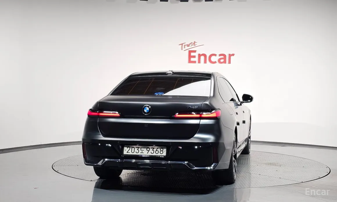 BMW 7 Series 2022 740i sDrive M Sport