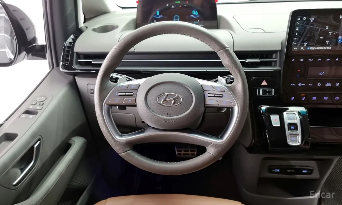 Hyundai Staria 2021 L3.5 Lounge 9-Seater