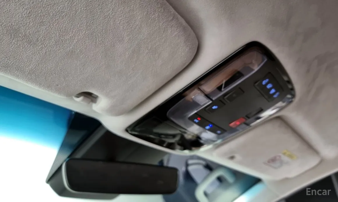 Hyundai Staria 2021 L3.5 Lounge 9-Seater