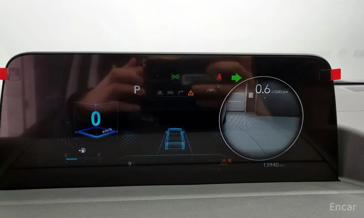 Hyundai Staria 2021 L3.5 Lounge 9-Seater